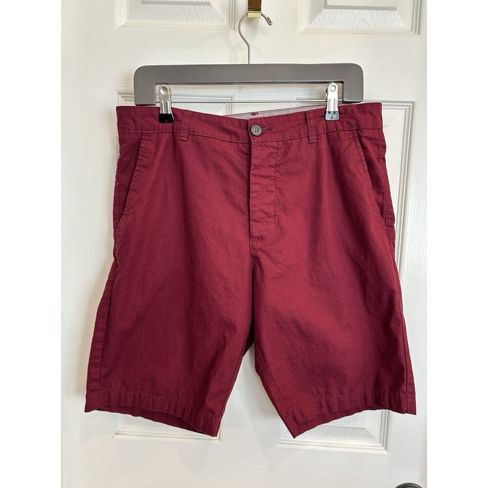 Divided by H&M shorts - Merlot color - men's sz 30” x 9” inseam - button Fly